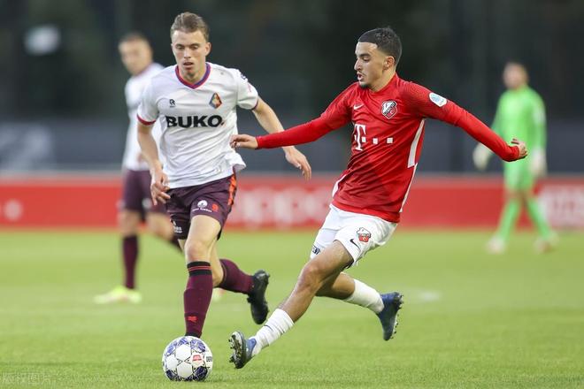 关键比赛中 关键比赛中