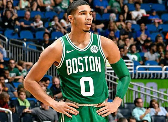 强调更衣室 强调更衣室